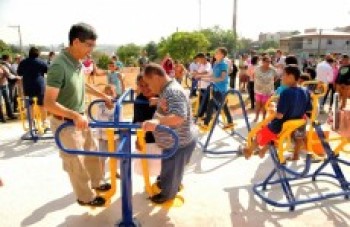Academia ao ar livre é inaugurada por prefeito no Parque Marengo