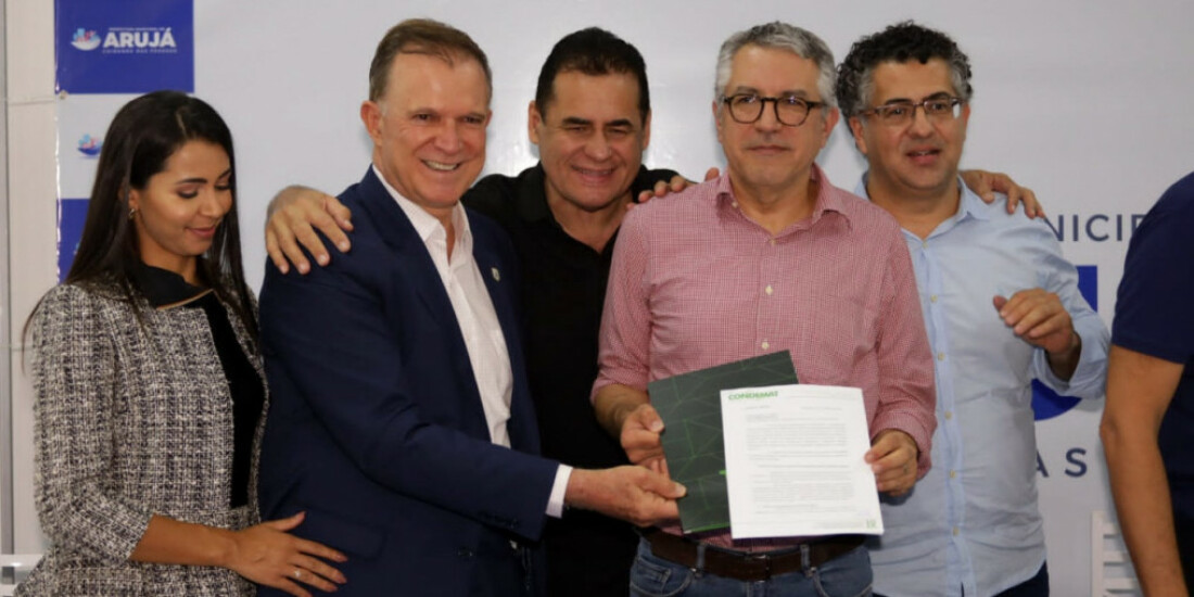 Ministro das Relações Institucionais visita obras do Hospital Geral