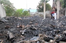 Incêndio destrói material plástico