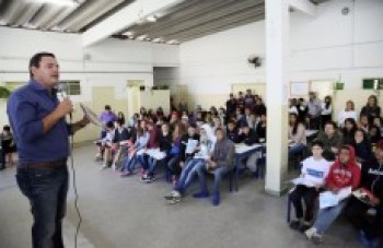 Câmara explica regras do Parlamento Estudantil