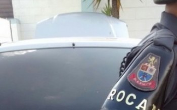 Rocam prende dupla com carro dublê