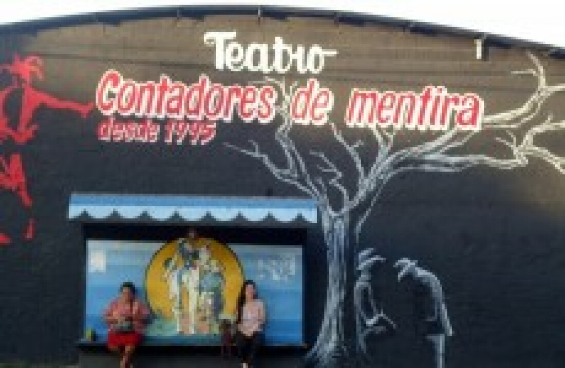 Contadores de Mentira recebe dois grupos internacionais