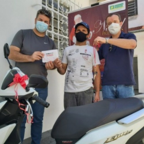 Mogiano ganha moto no Natal Premiado da ACMC