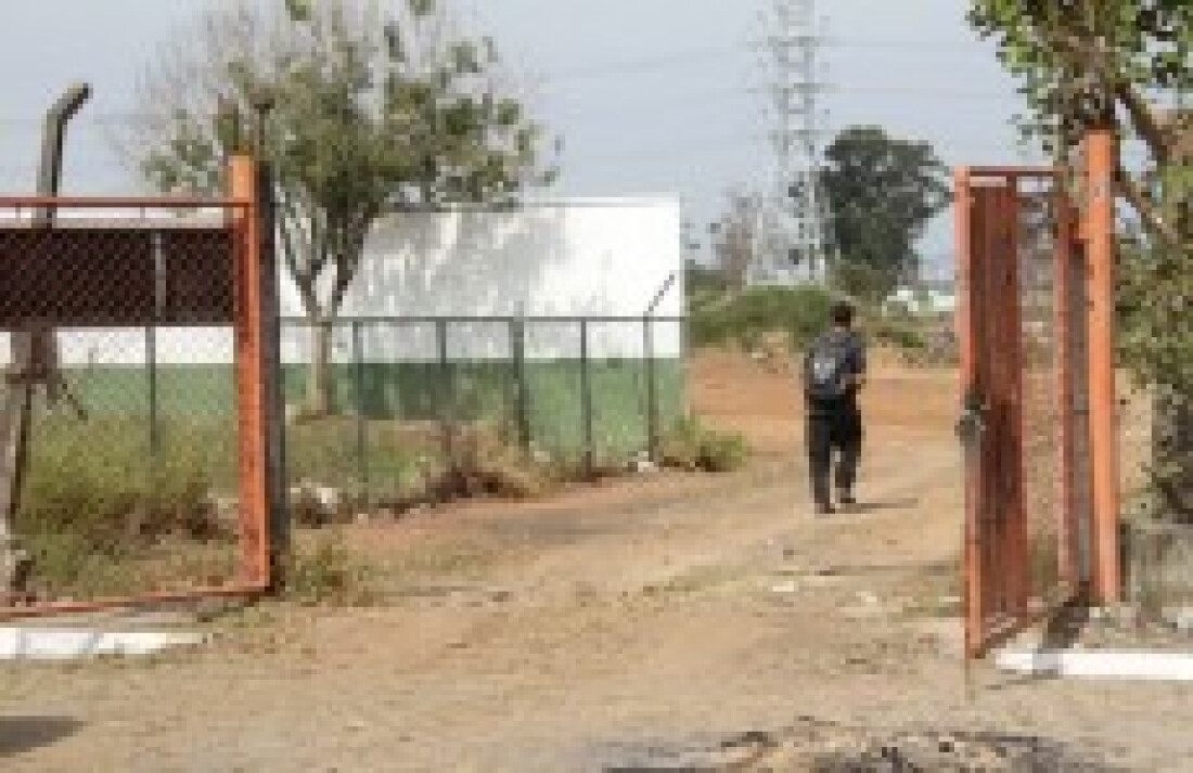 Terreno do antigo pátio segue aberto: