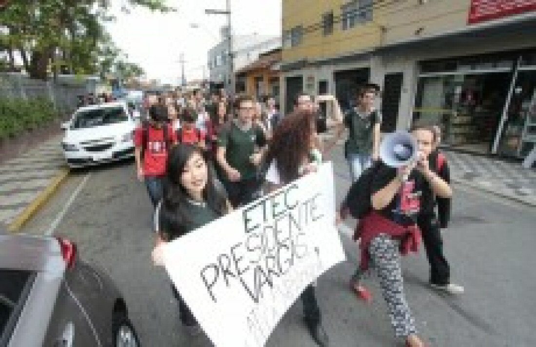 Estudantes da ETEC aderem à causa