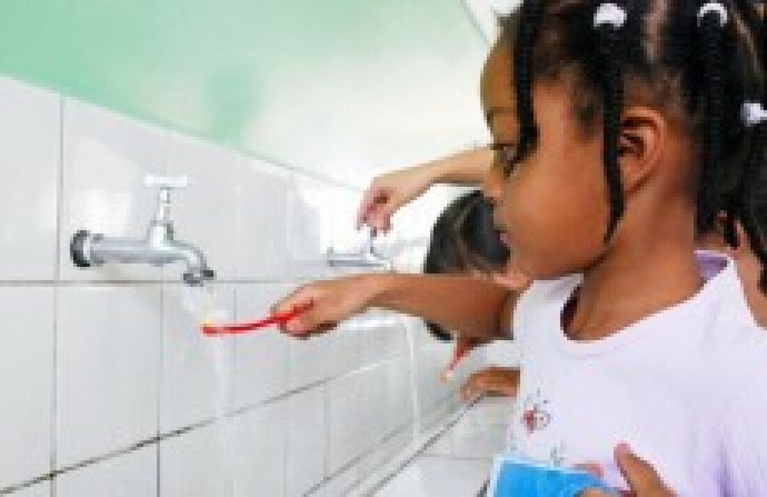 Projeto 'Crescendo Sorrindo' estimula práticas saudáveis