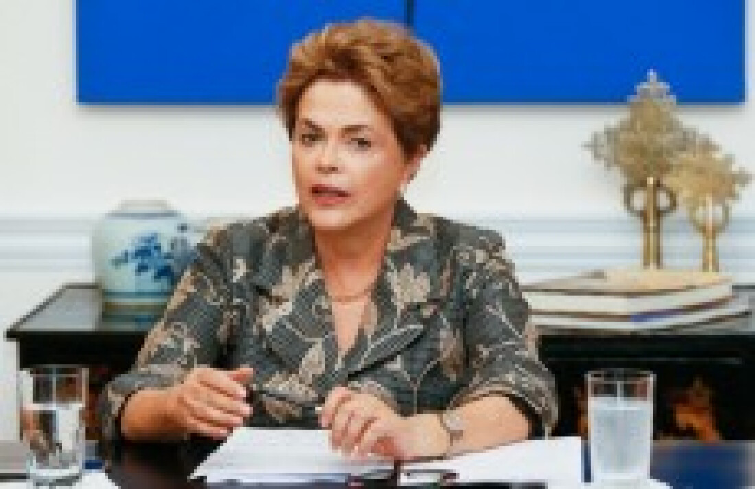 Dilma vai falar na TV se for afastada