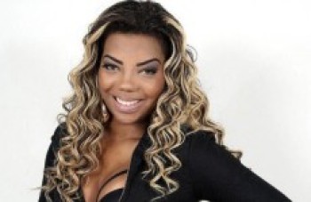 Cantora Ludmilla grava participação