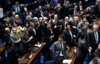 Senadores aprovaram processo por 55 a 22