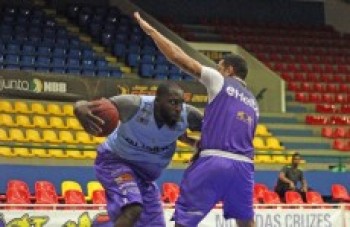 Tyrone conta com a torcida para derrotar o Flamengo