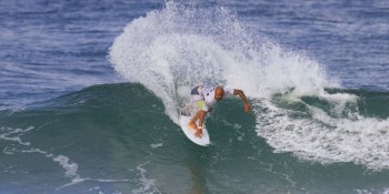 Surfe: Yago Dora, Samuel Pupo e Jadson André avançam na etapa do Rio