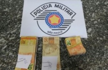 Polícia recupera dinheiro roubado de drogaria