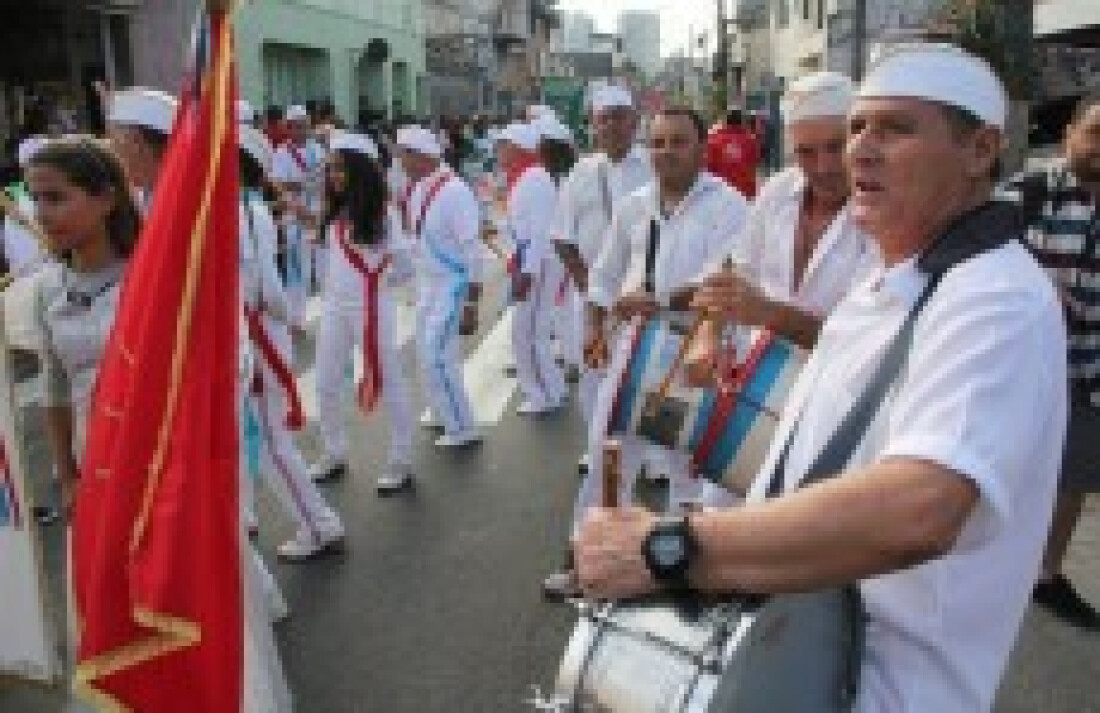 Entrada dos Palmitos reúne 20 mil pessoas no centro de Mogi