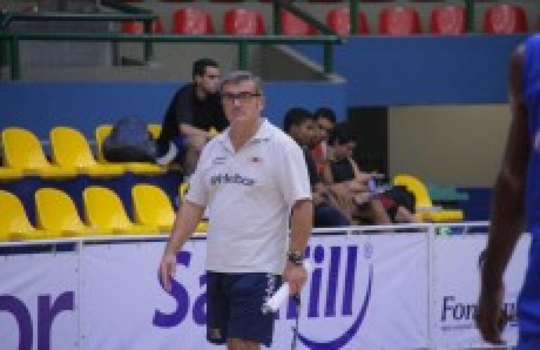 Paco comanda 1º treino do Mogi/Helbor na temporada