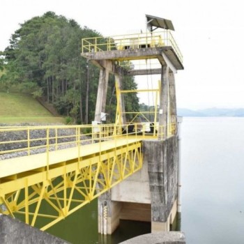Represas perdem quase 25% do nível de água em um ano