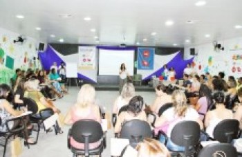 Prefeitura oferece formação continuada aos professores