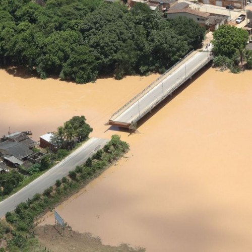 Sistemas de águas dos afetados pelas chuvas na Bahia são religados