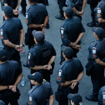 PM do Rio de Janeiro reforça policiamento no réveillon