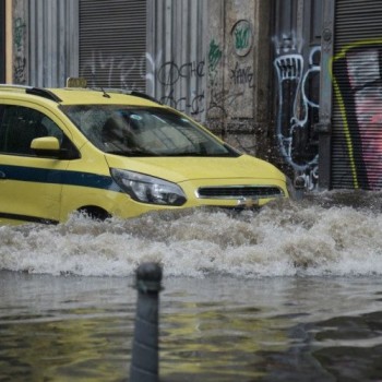 Com fortes chuvas, município do Rio entra em estágio de atenção