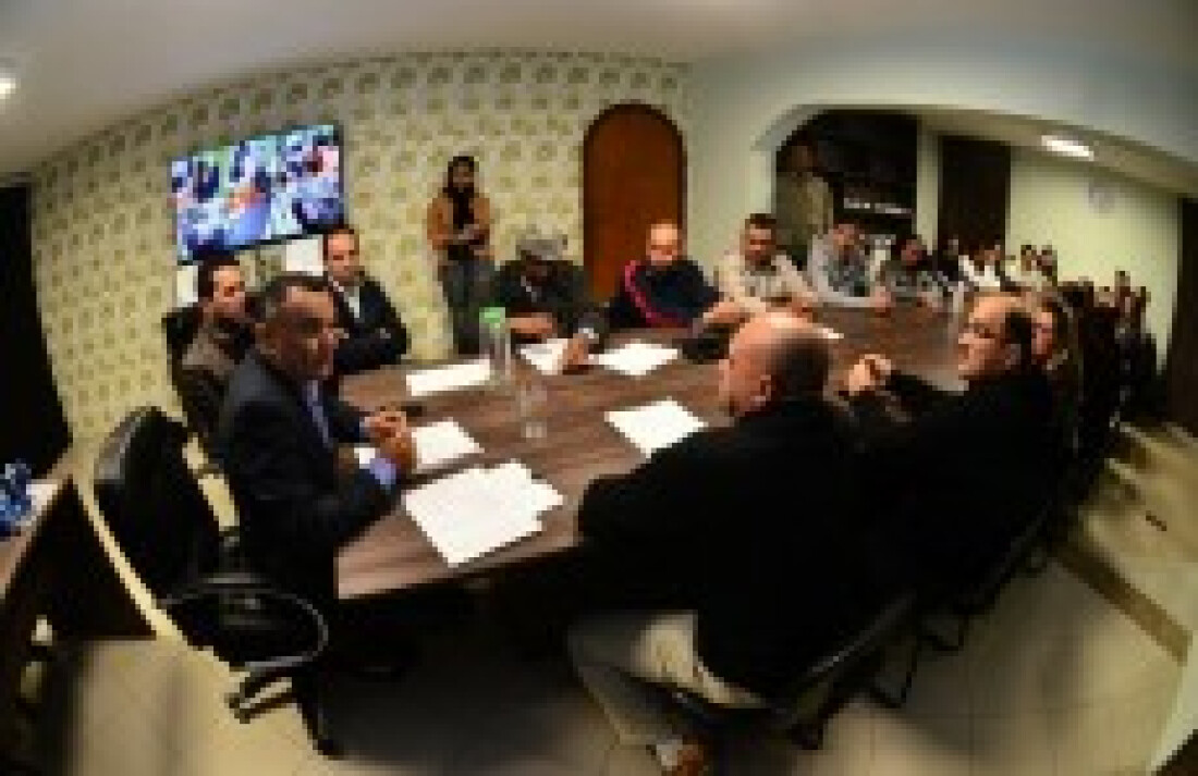 Funcionários da Saúde querem jornada de 30 horas