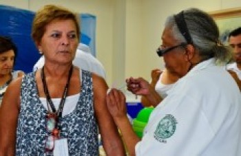 Ministério bate meta de imunização