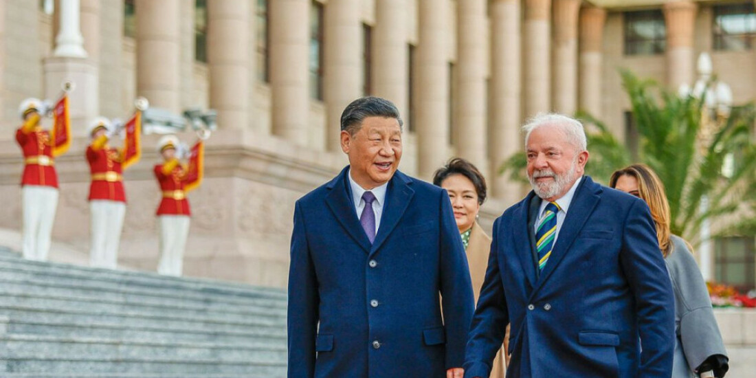 Lula e Xi Jinping assinam 15 acordos de parceria em Pequim
