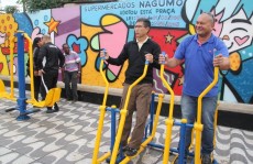 Mamoru garante a entrega de mais duas praças reformadas