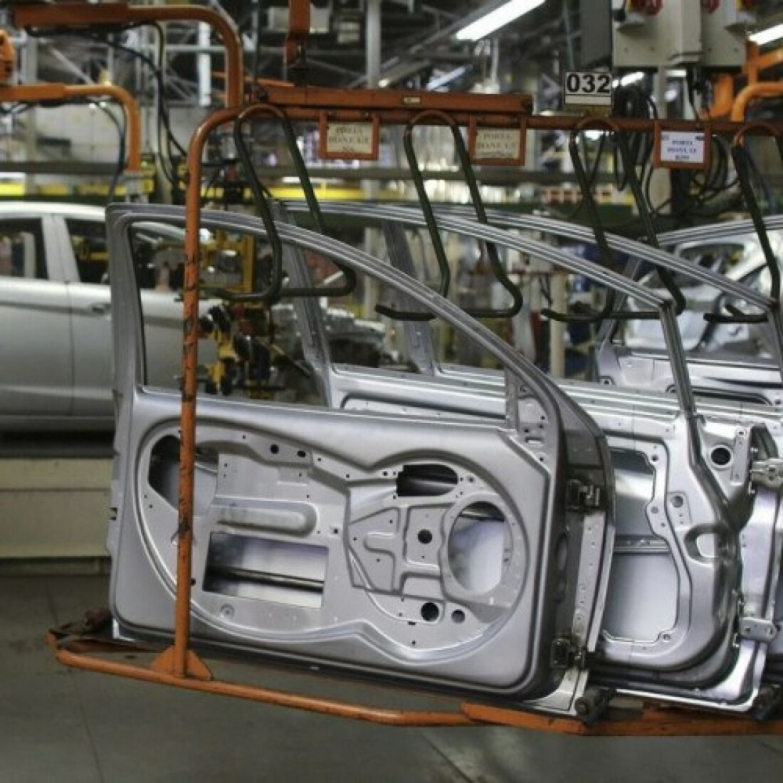Camex reduz para 2% imposto de importação para autopeças