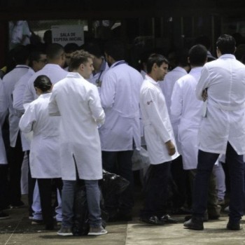 Faculdade de Medicina da USP anula prova multimídia da residência