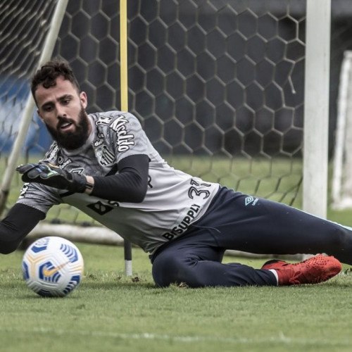 São Paulo fecha com o goleiro Jandrei