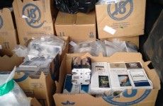 Refém é libertado e dois são presos por roubo de carga