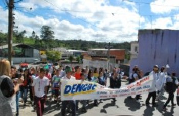 Escola de Itaquá realiza nova mobilização contra a dengue