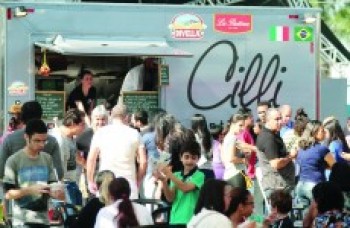 Food trucks voltam a Poá