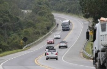 Cerca de 56 mil carros devem retornar pela Mogi-Bertioga