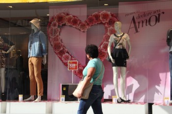 ACMC lançará campanha de Dia dos Namorados nesta segunda-feira