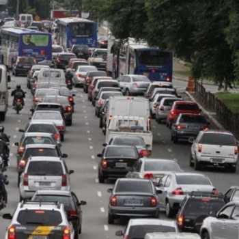 Rodízio de veículos na capital paulista está suspenso a partir de hoje