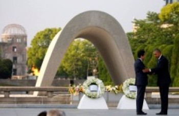 Obama lamenta mortes em visita