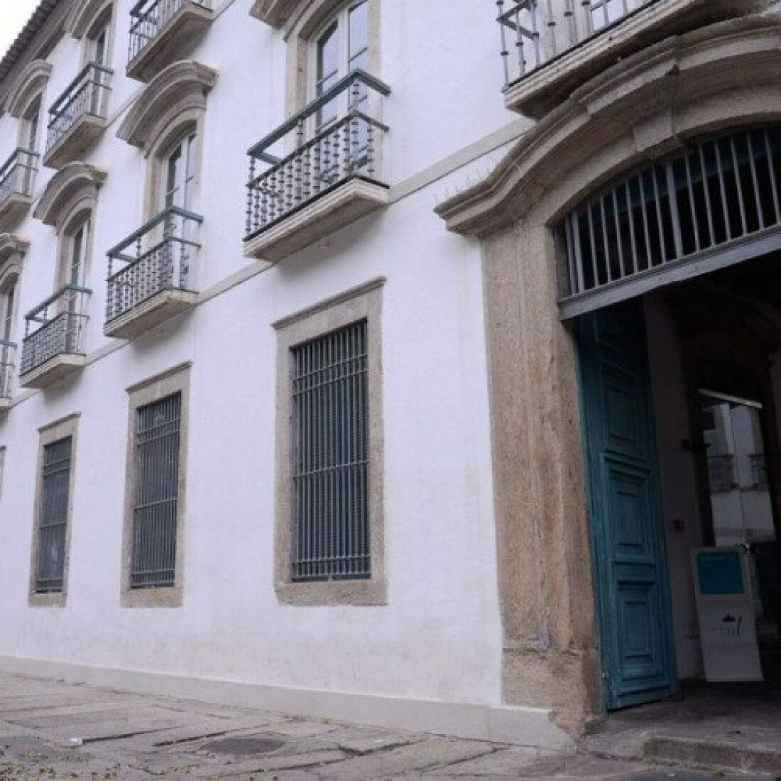 Paço Imperial abre exposições de residentes da Casa da Escada Colorida