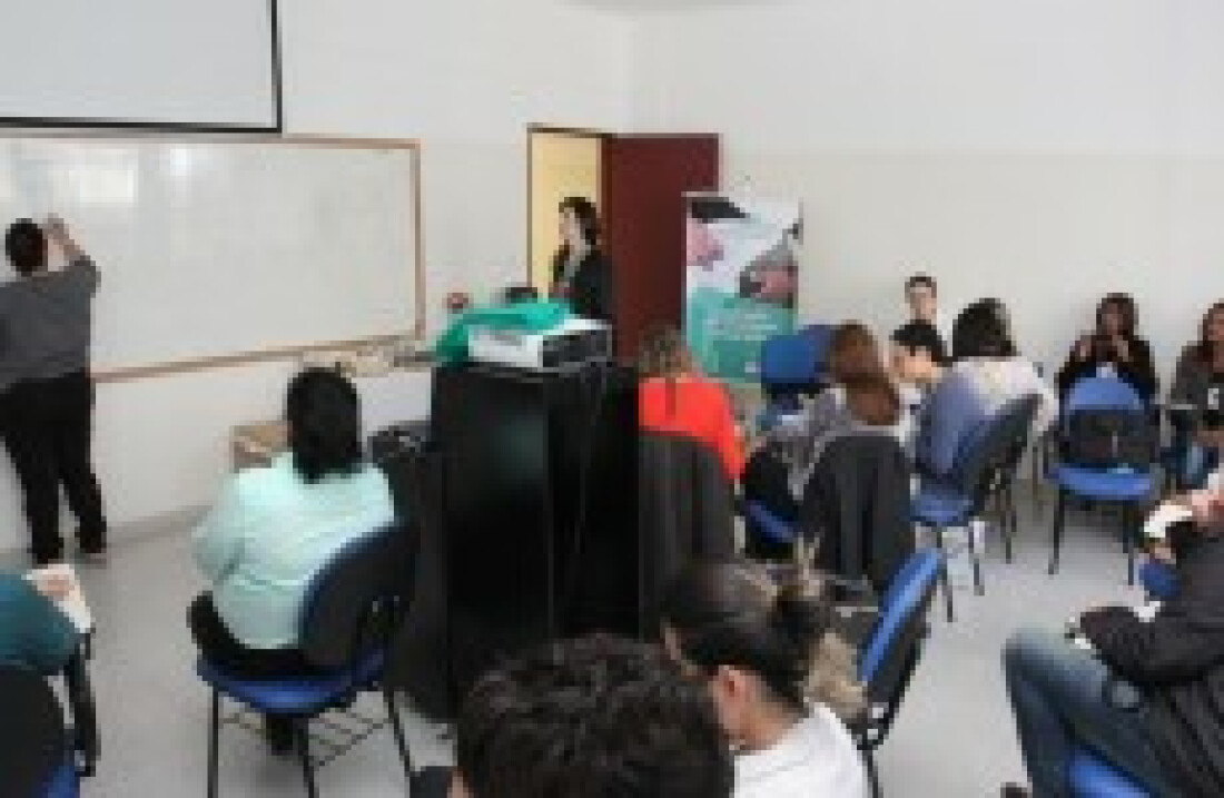 Mogi sedia capacitação sobre pré-natal hoje