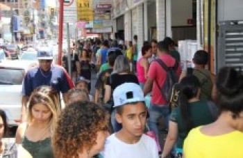 Vendas no varejo caem 9% no 1º trimestre em toda a região