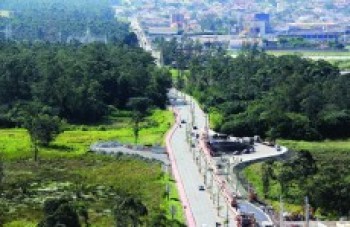 Rotatória no bairro Nova Mogilar deve ser entregue no mês que vem