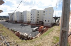 Construtora calcula prejuízos com invasão de condomínio