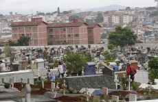 Cemitério da Saudade opera com volume quase máximo