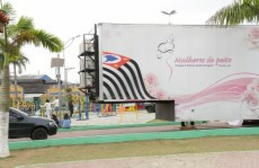Carreta da mamografia prevê atender 60 mulheres em Ferraz