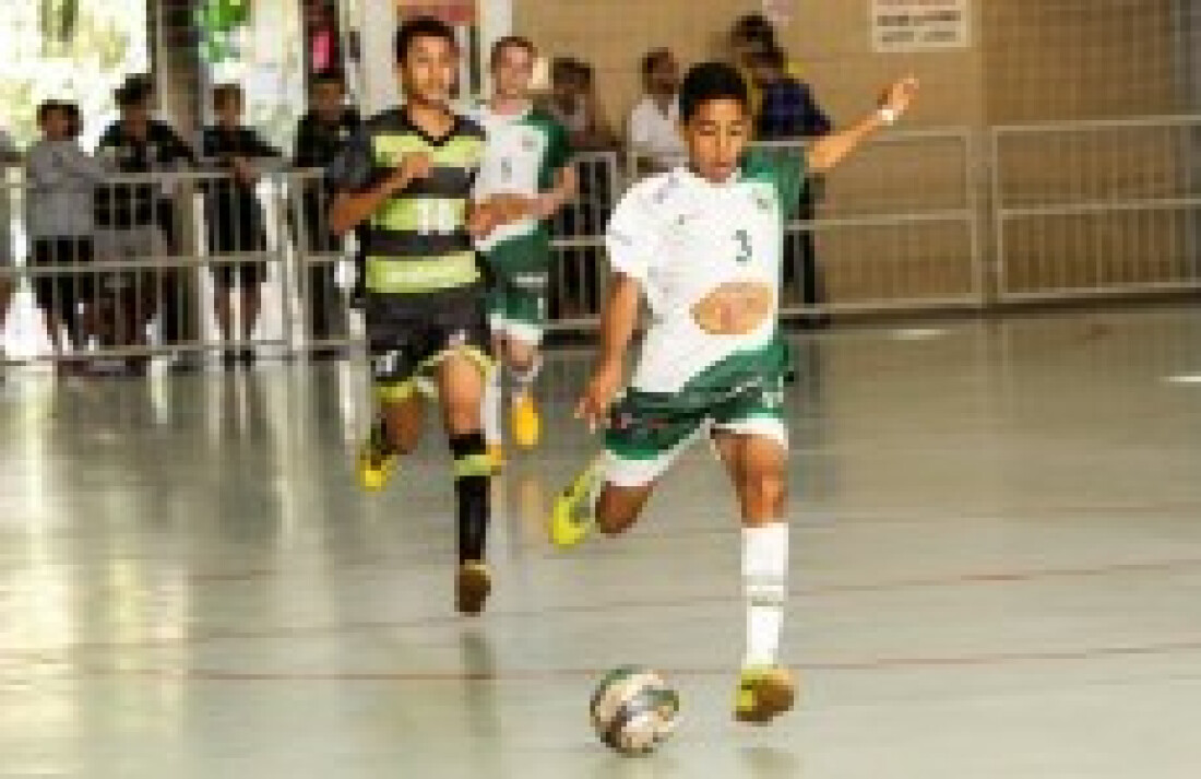 Vila entra em quadra já classificado