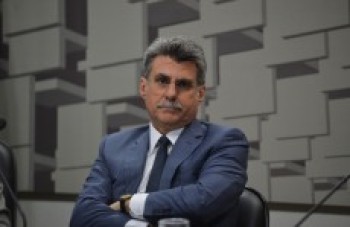 Senadores se defendem de denúncia