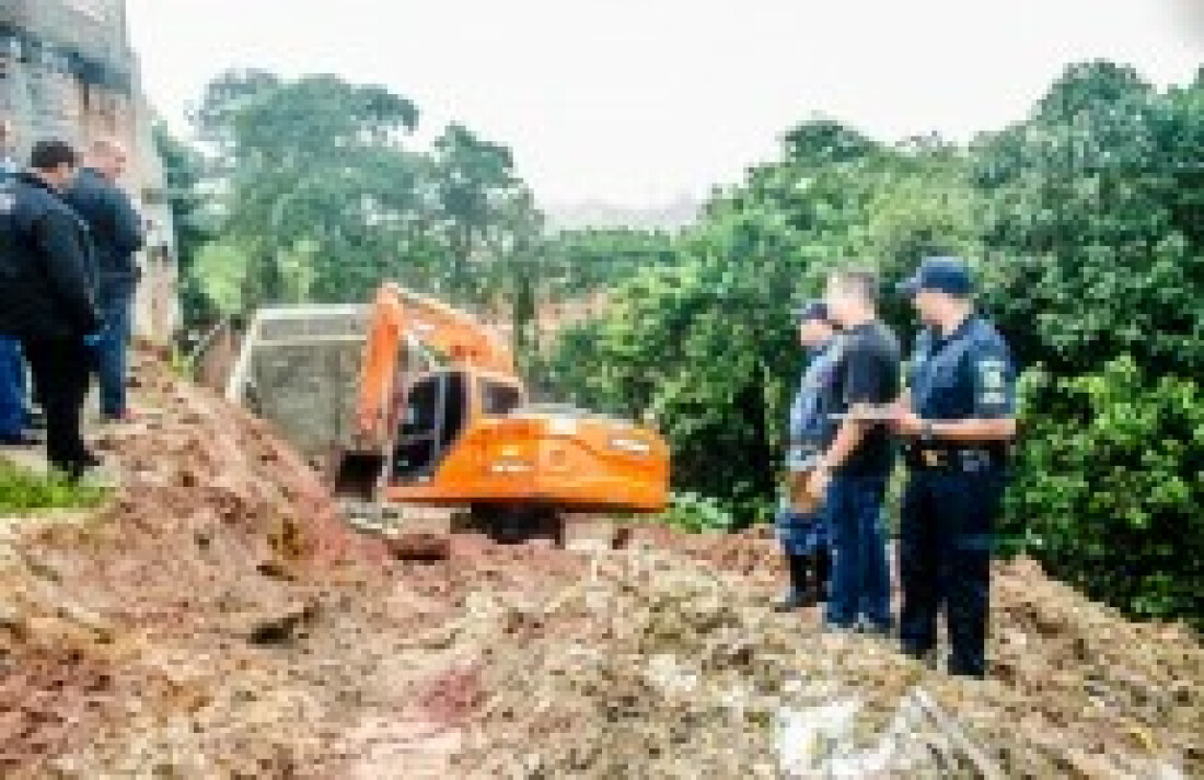 GCM impede invasão em terreno público