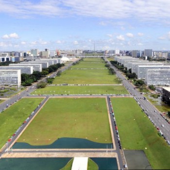 Comissão do Senado aprova projeto que estende validade de concursos