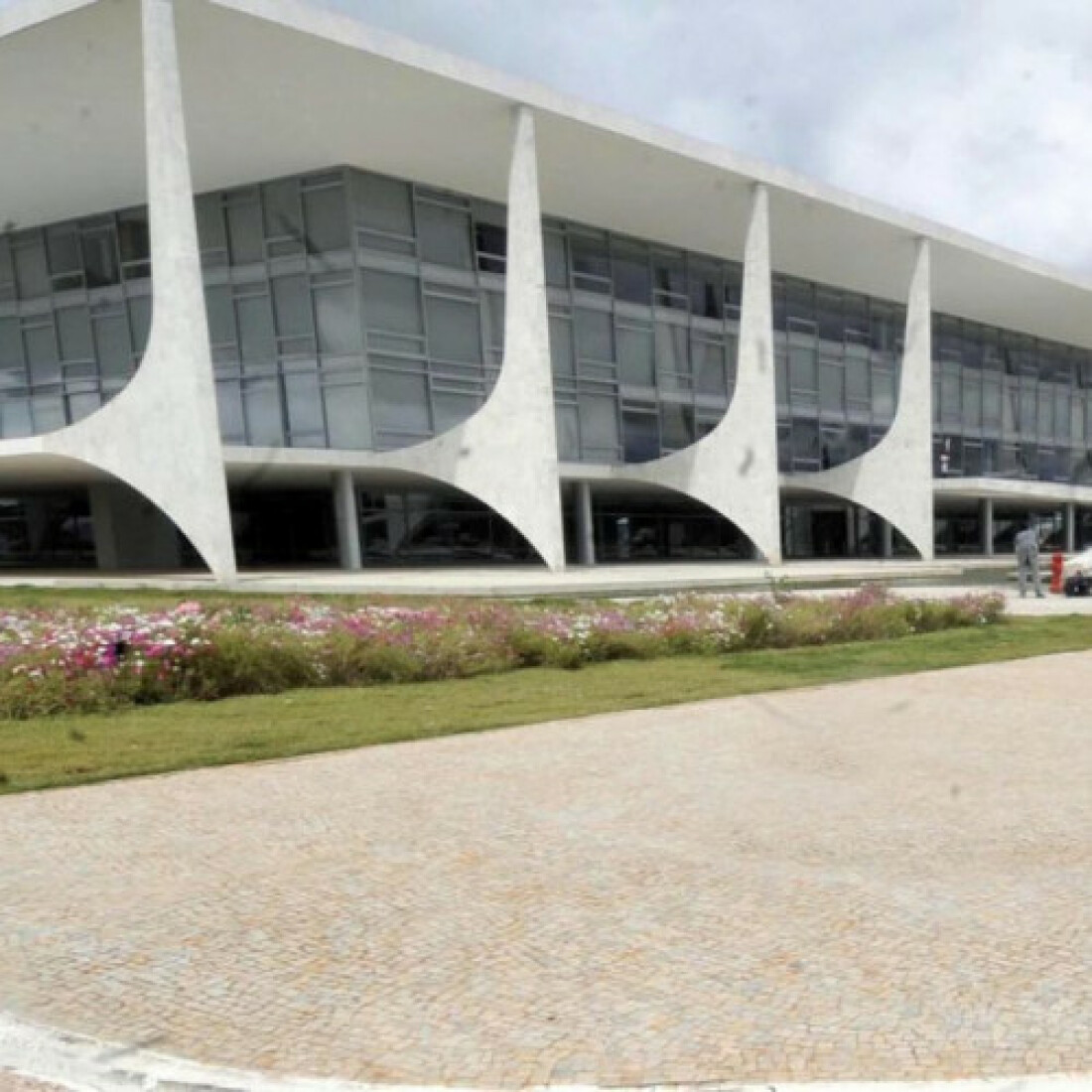 Governo retira R$ 138 milhões de emendas do relator