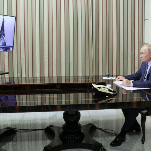 Biden e Putin conversam por duas horas sobre Ucrânia